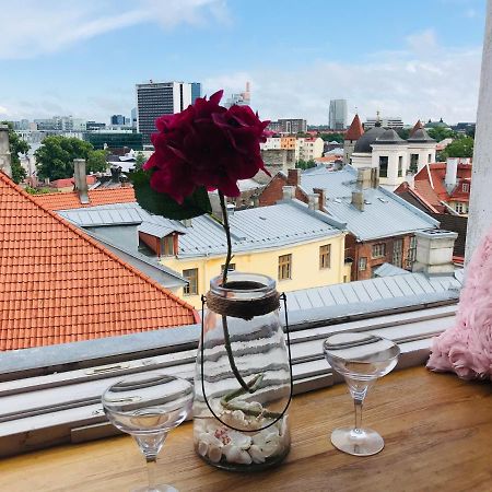 Cozy Oldtown Studio With Magnific City View Talin Exterior foto